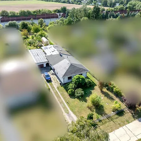 Large Wellness With Fireplace, Pool, Sauna & Billiards